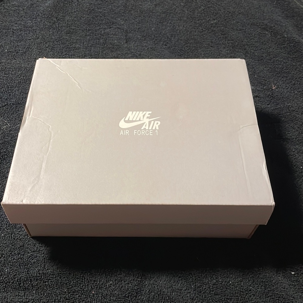 New Nike Air Force 1 white Size 3 1/2 youth